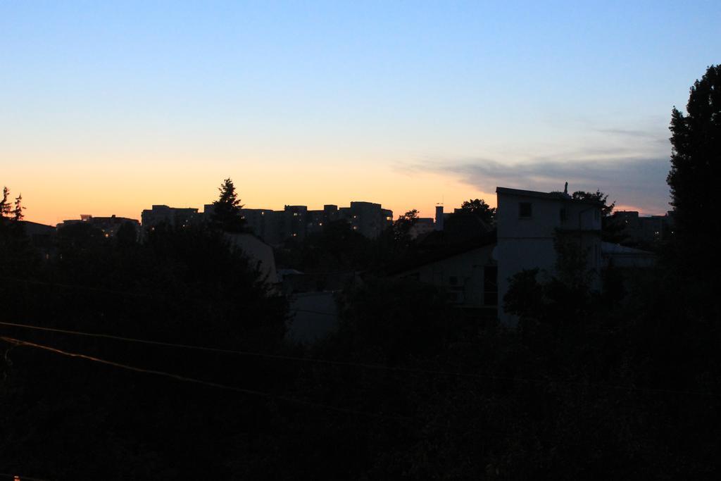News Apartment Bucharest Luaran gambar