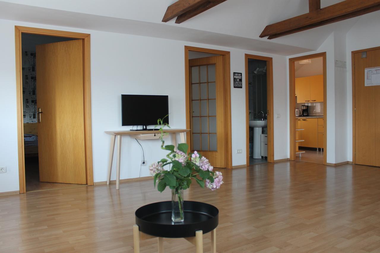 News Apartment Bucharest Luaran gambar